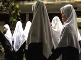 Aturan Seragam Sekolah Terbit, Siswi Muslim Boleh Tanpa Hijab﻿