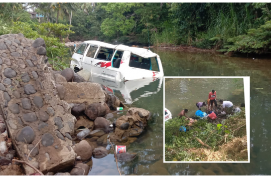 Bus L-300 Terjun ke Dasar Sungai Sibabangun, 6 Orang Terluka